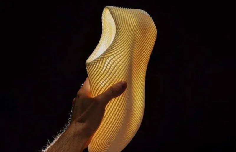 adidas利用3D打印技術，一體成型新式跑鞋 image