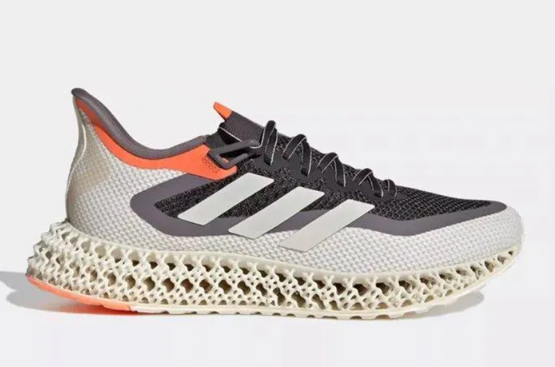 adidas利用3D打印技術，一體成型新式跑鞋 image